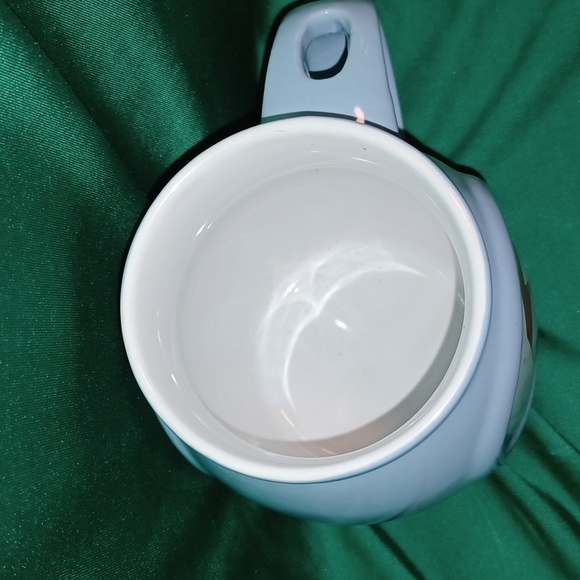 Elf on the shelf mug w/o spoon (121823C). - Picture 2 of 3